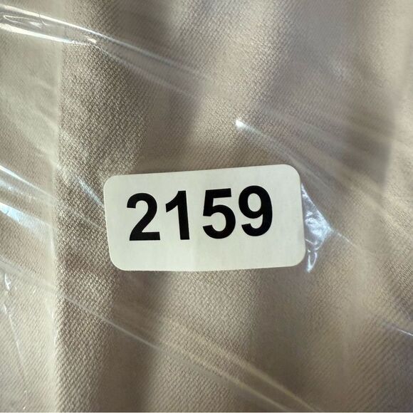 Eddie Bauer Cream Dress Pants with Tailored Fit - Picture 4 of 4